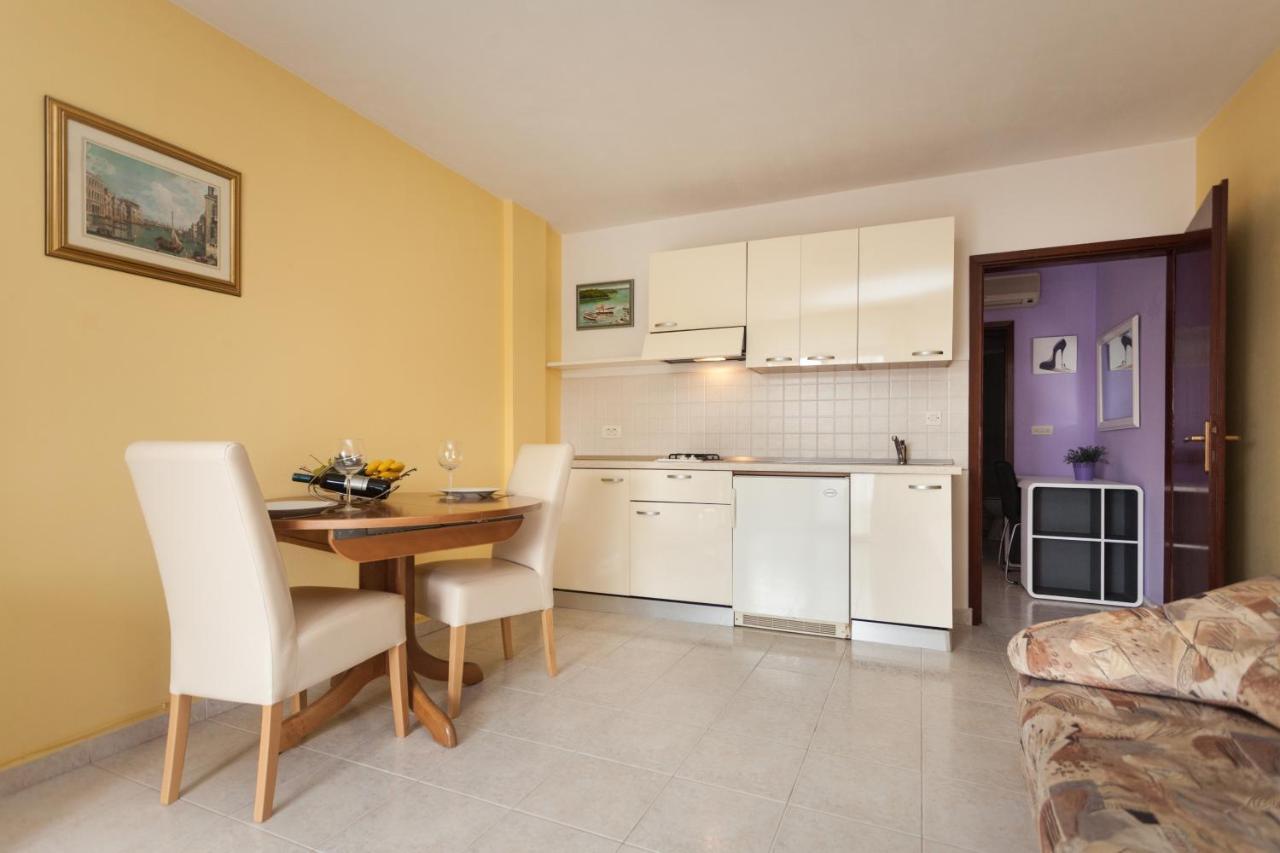 Apartments Paradis Rovigno Camera foto